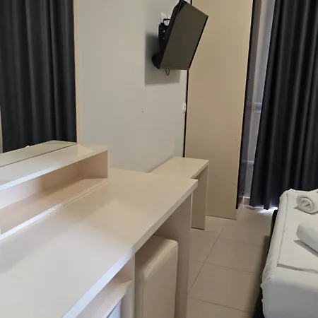 Fane's Hotel Himarë
