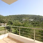 Fane's * Himare